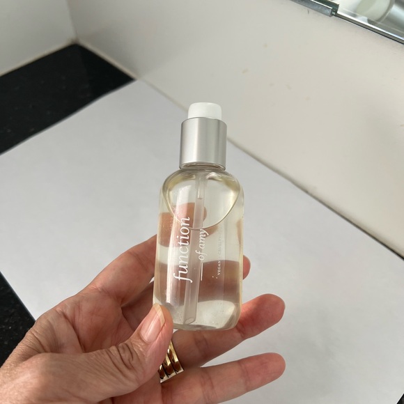 Function of beauty hair serum - Picture 6 of 8